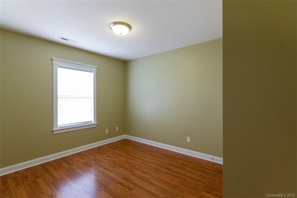 351 Shoreline Parkway Tega Cay, SC 29708 - Photo 14 of 21 Gallery Image 14