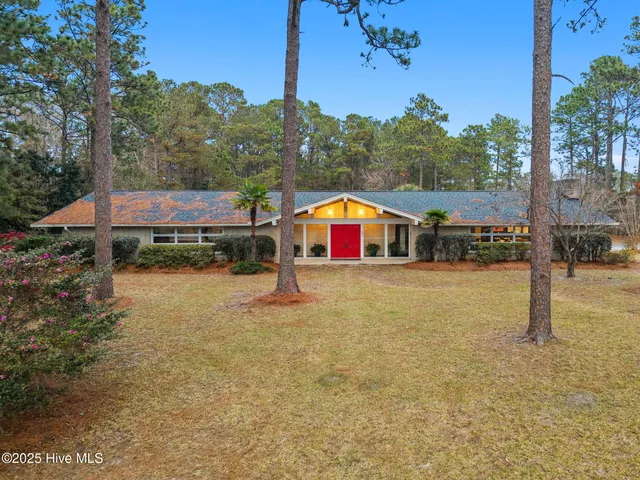 $775,000 | 32 Brierwood Road Southwest, Shallotte, NC 28470