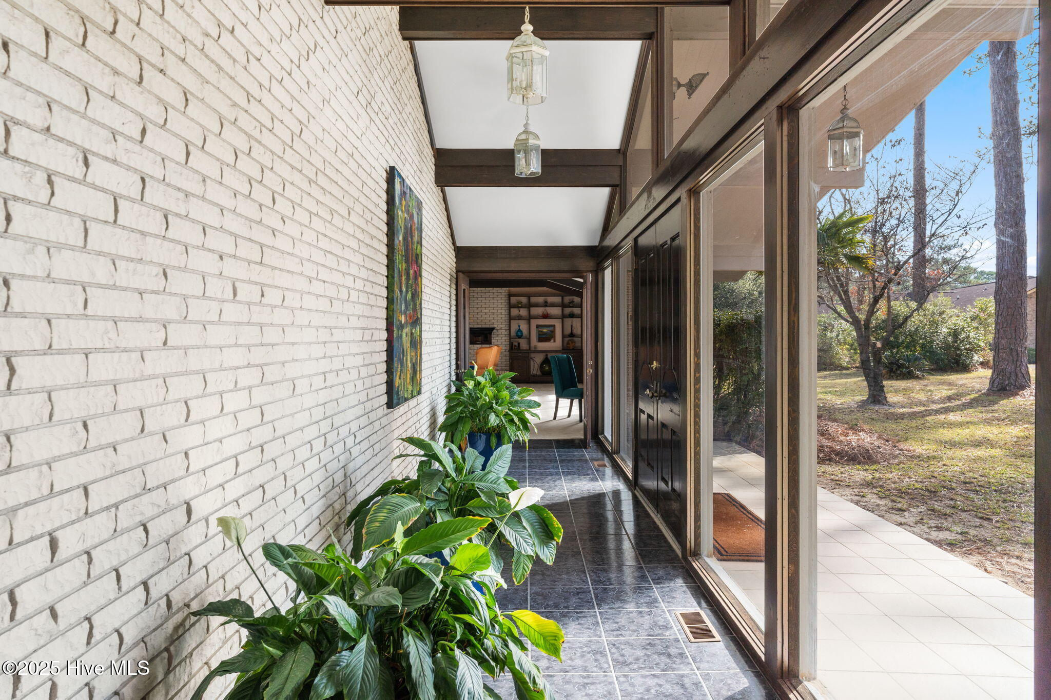 32 Brierwood Road Southwest Shallotte, NC 28470 - Photo 7 of 58 Foyer