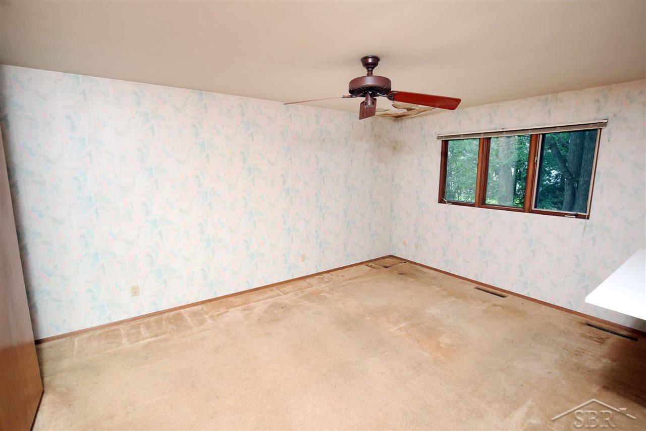 5509 Ridgemont Court Midland, MI 48640 - Photo 14 of 44 50043095-13.JPG