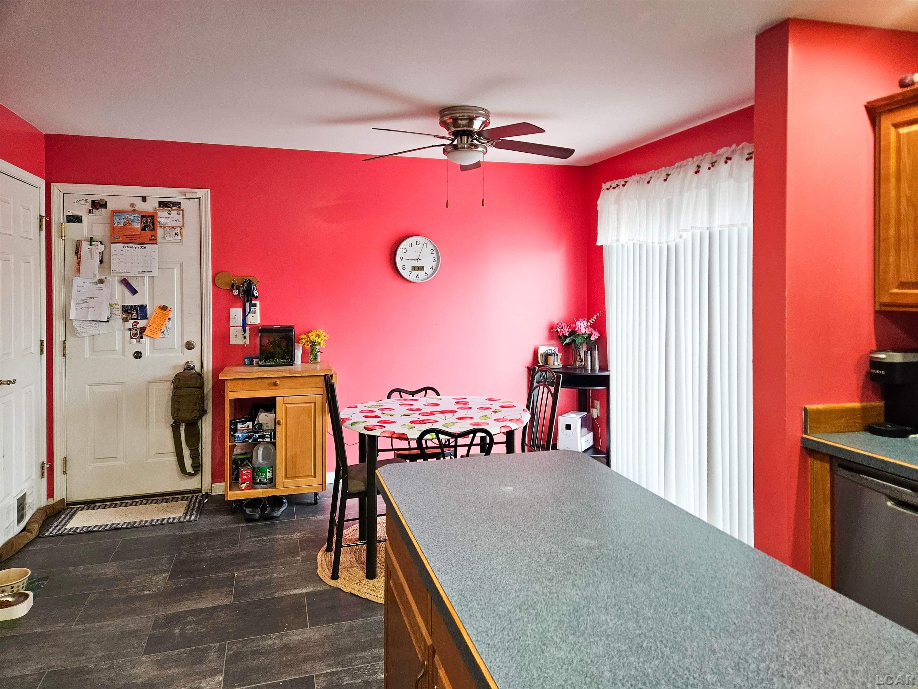 560 State Street Hudson, MI 49247 - Photo 5 of 21