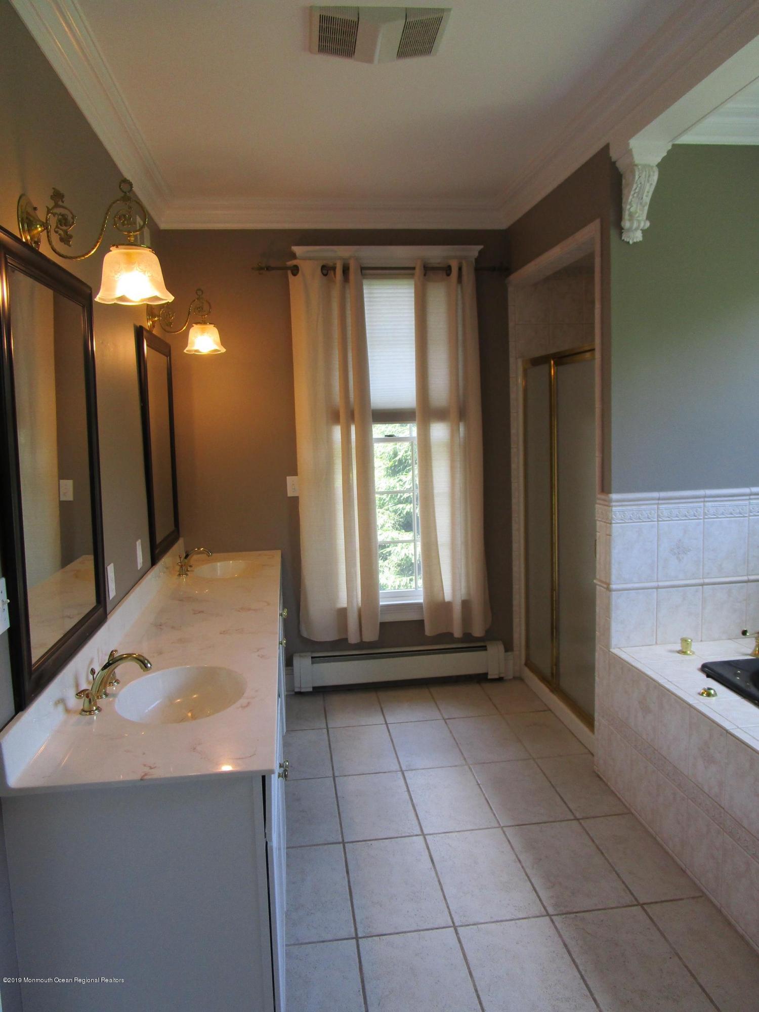 32 Forman Road Millstone Township, NJ 08535 - Photo 12 of 21 32 Forman MBA