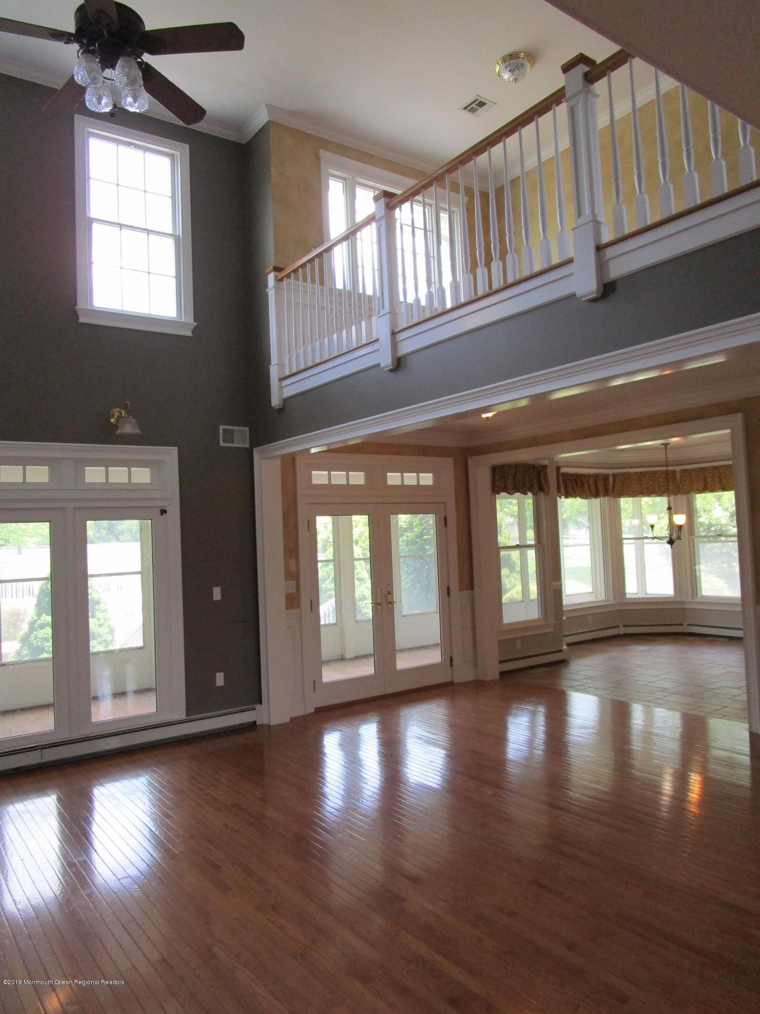 32 Forman Road Millstone Township, NJ 08535 - Photo 5 of 21 32 Forman 1st floor