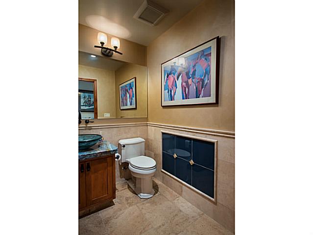 1622 Laurel Road Oceanside, CA 92054 - Photo 11 of 25 Gallery Image 11