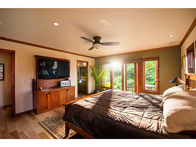 1622 Laurel Road Oceanside, CA 92054 - Photo 13 of 25 Gallery Image 13