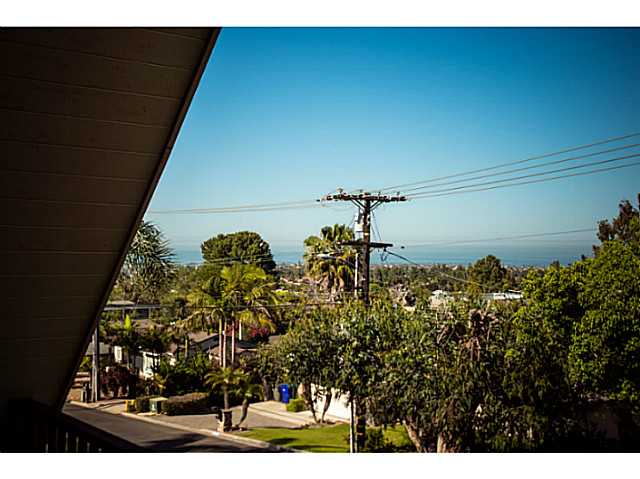 1622 Laurel Road Oceanside, CA 92054 - Photo 18 of 25 Gallery Image 18