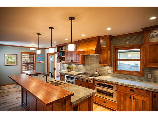 1622 Laurel Road Oceanside, CA 92054 - Photo 7 of 25 Gallery Image 7