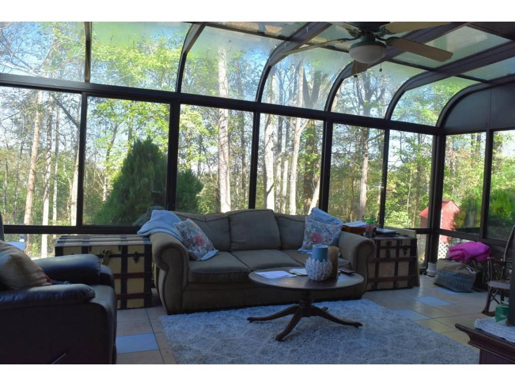 427 Laurels Road Johnson City, TN 37601 - Photo 10 of 19 Sunroom