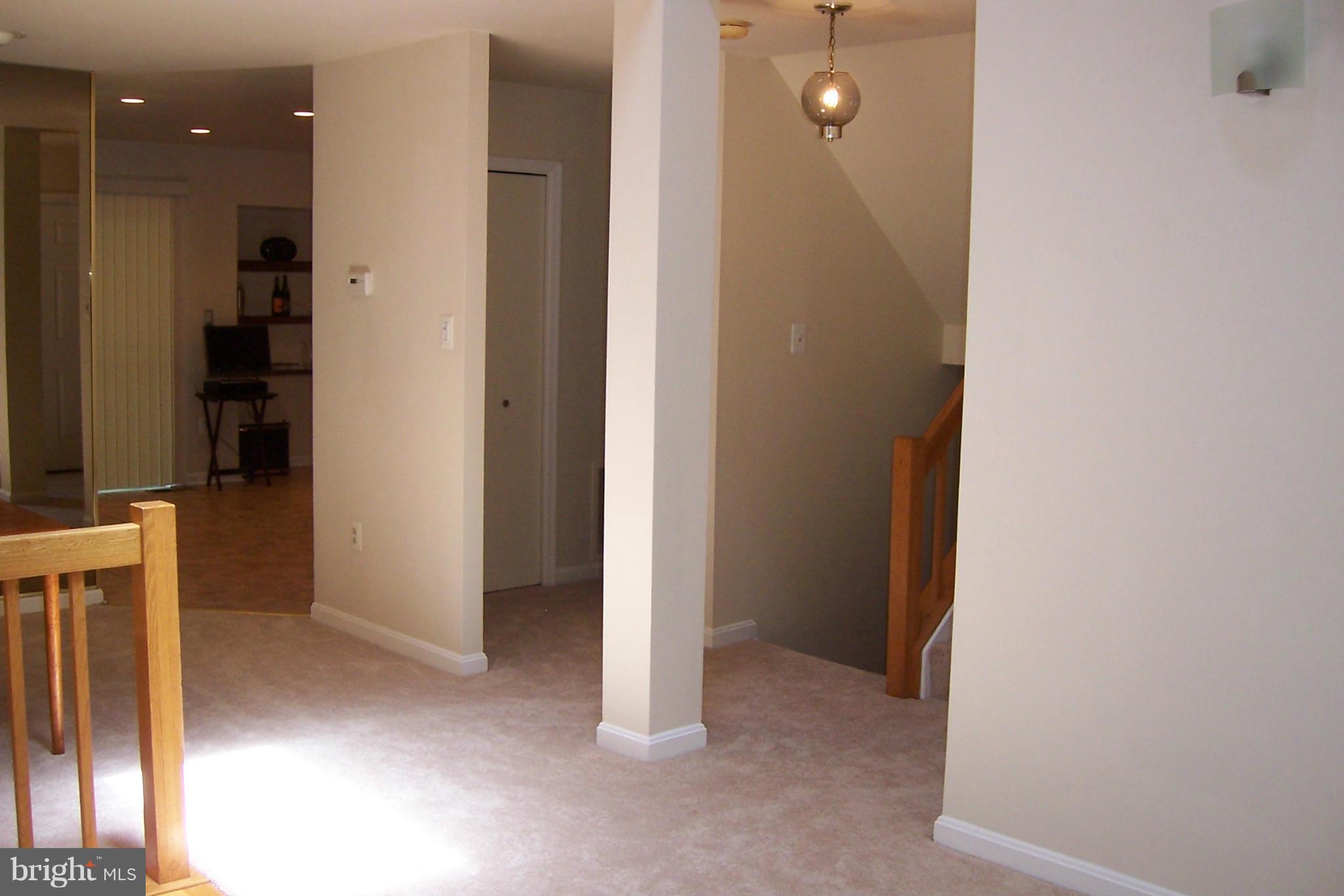 1546 Hugo Circle Silver Spring, MD 20906 - Photo 11 of 25 Interior (General)