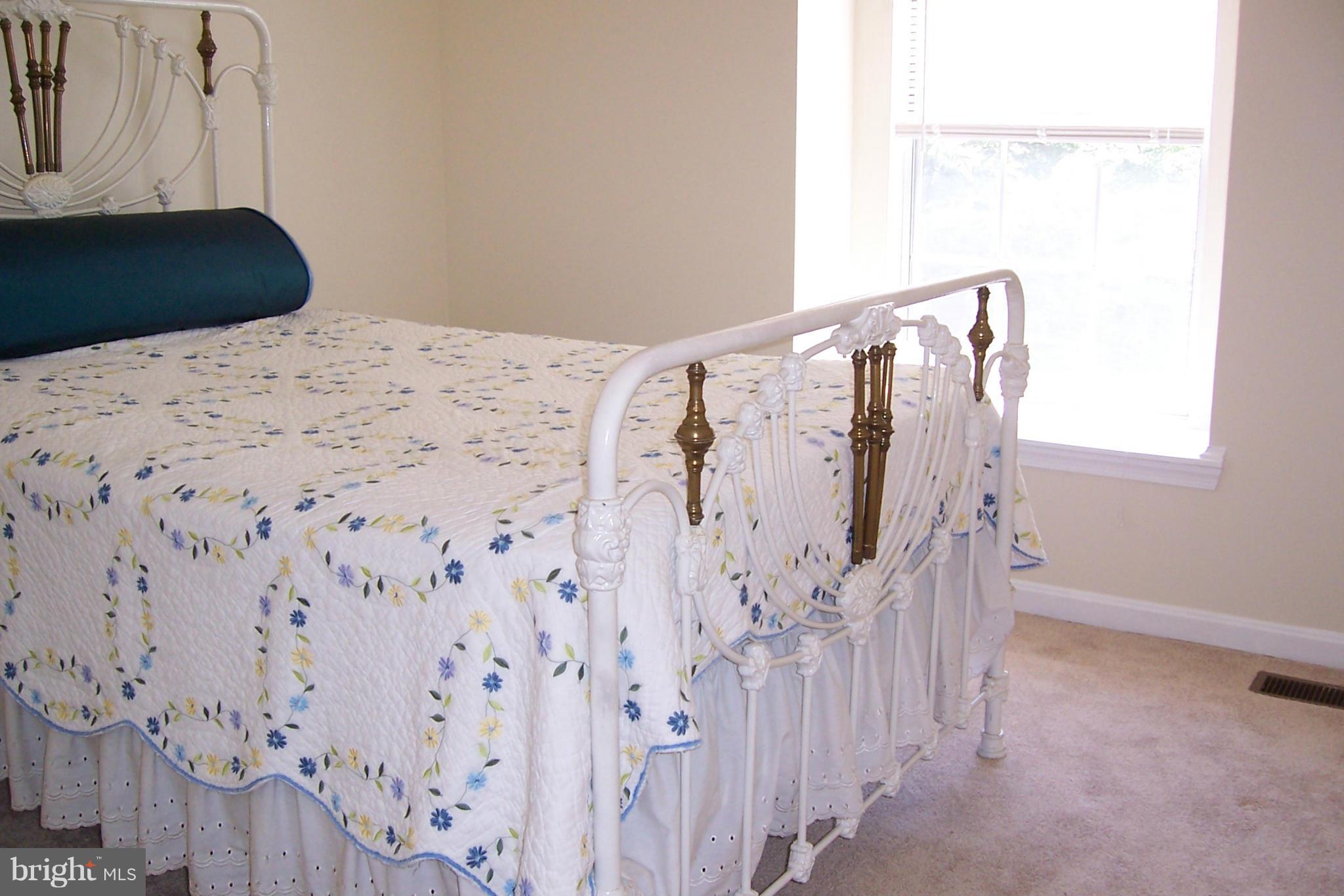 1546 Hugo Circle Silver Spring, MD 20906 - Photo 16 of 25 Bedroom