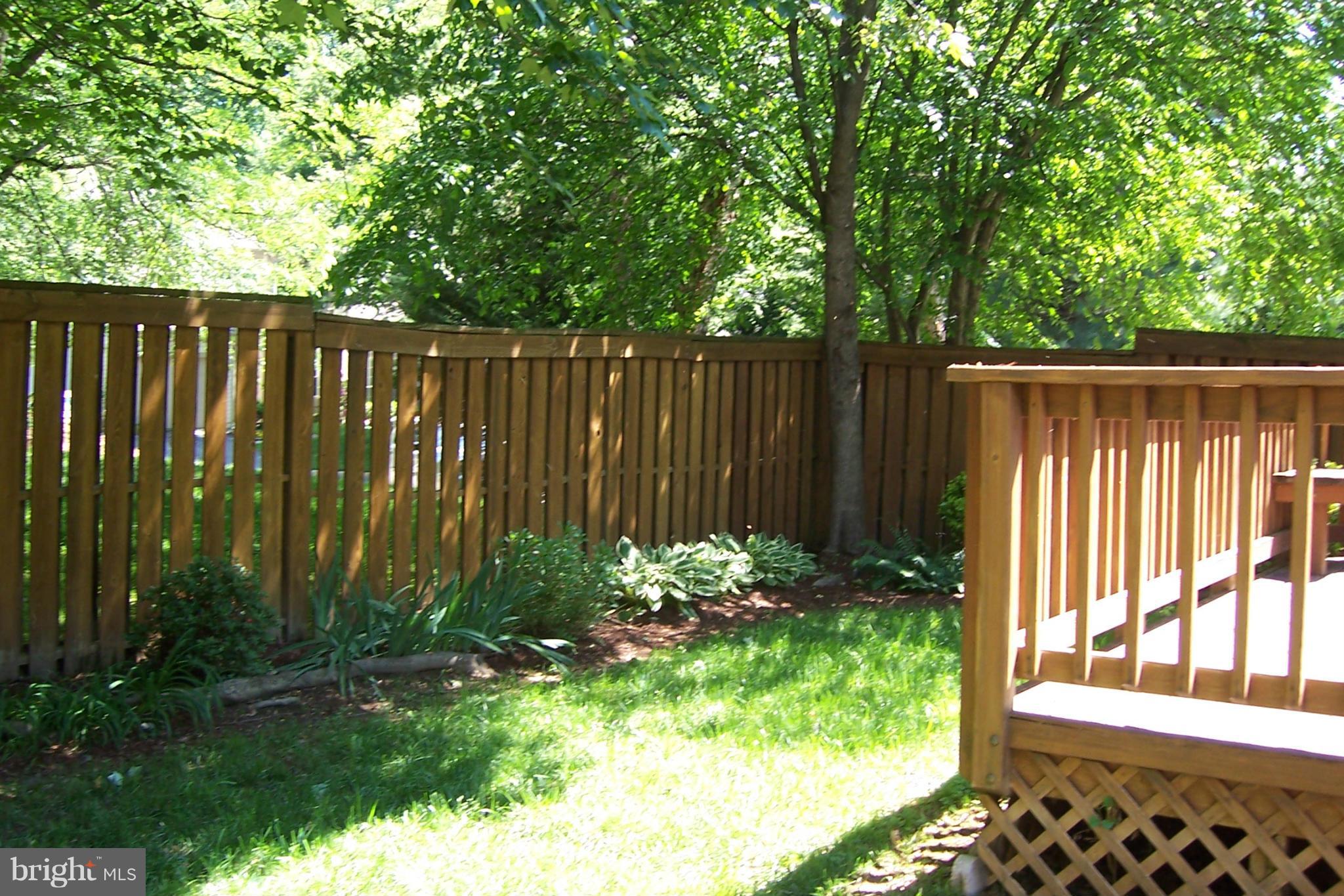 1546 Hugo Circle Silver Spring, MD 20906 - Photo 25 of 25 Exterior (Rear)