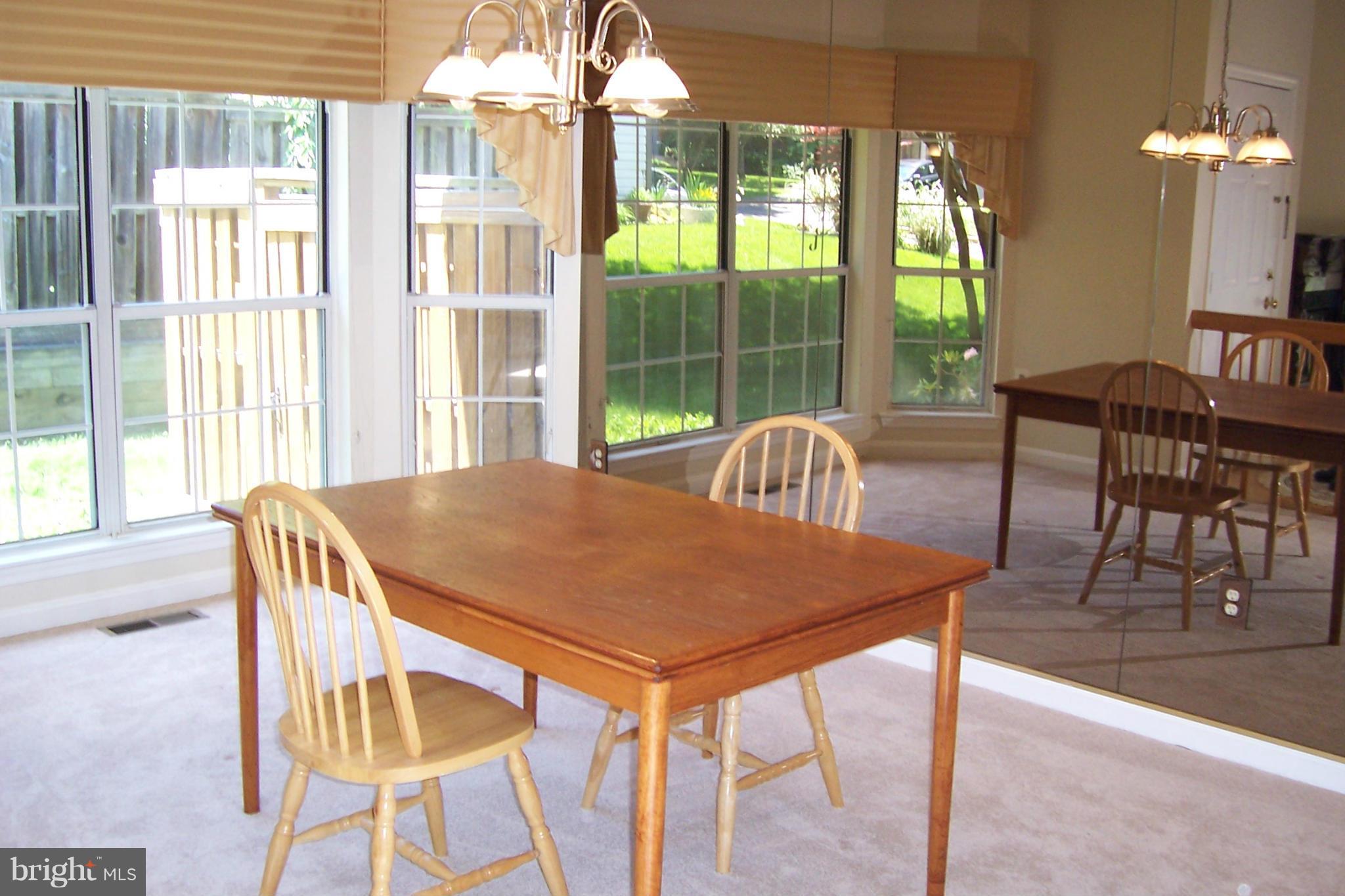 1546 Hugo Circle Silver Spring, MD 20906 - Photo 6 of 25 Dining Room