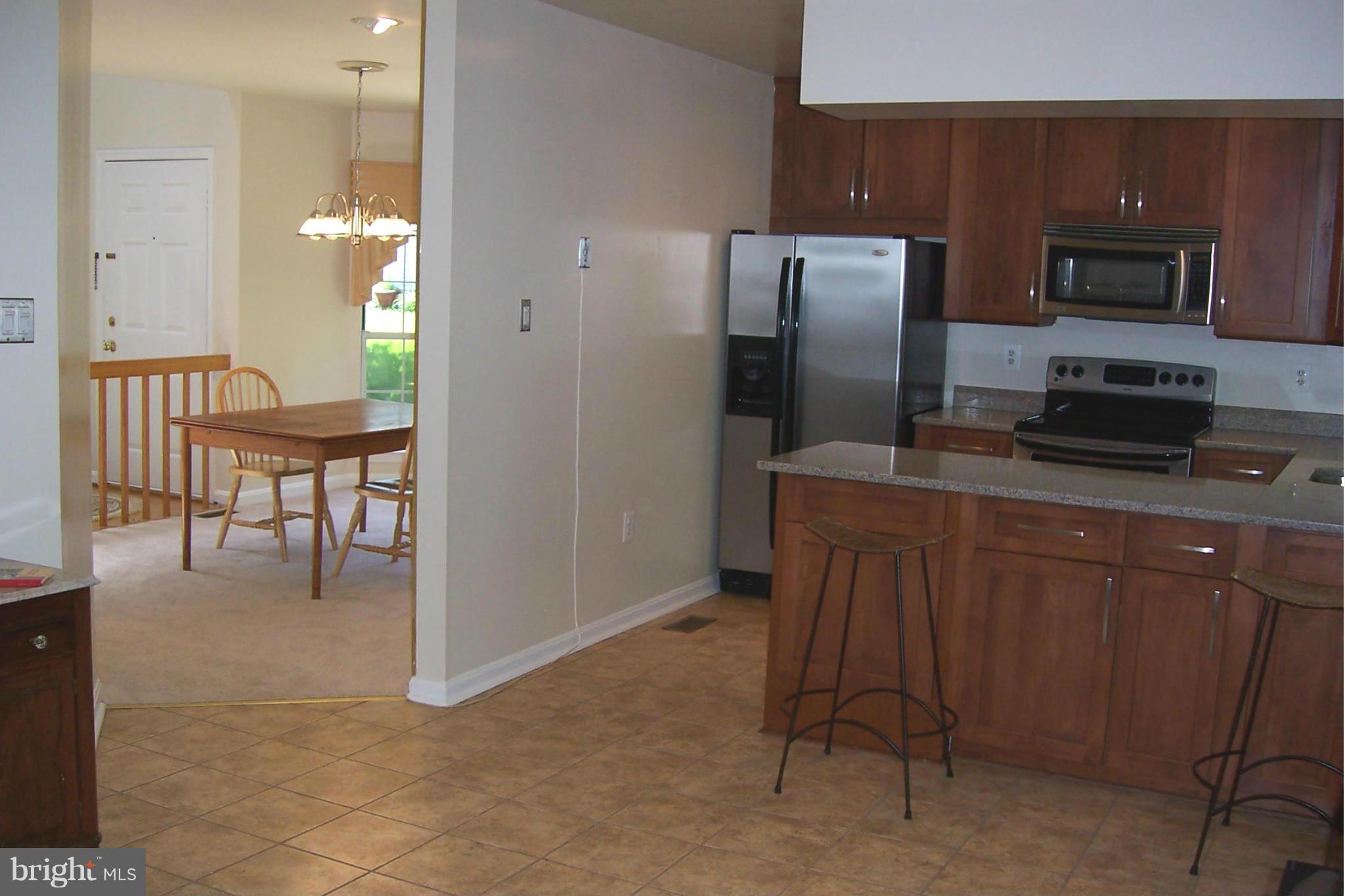 1546 Hugo Circle Silver Spring, MD 20906 - Photo 7 of 25 Dining Room