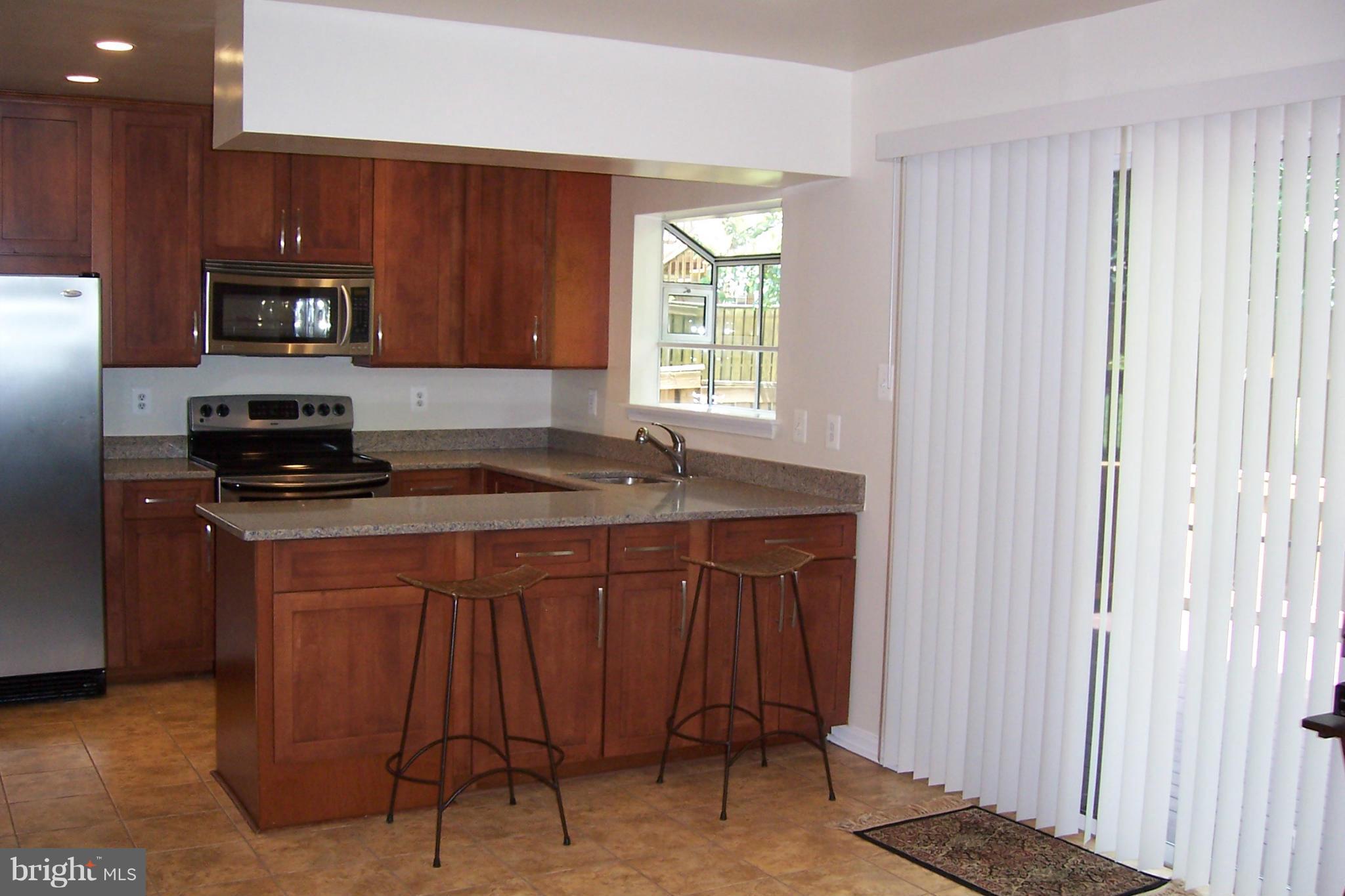 1546 Hugo Circle Silver Spring, MD 20906 - Photo 9 of 25 Kitchen