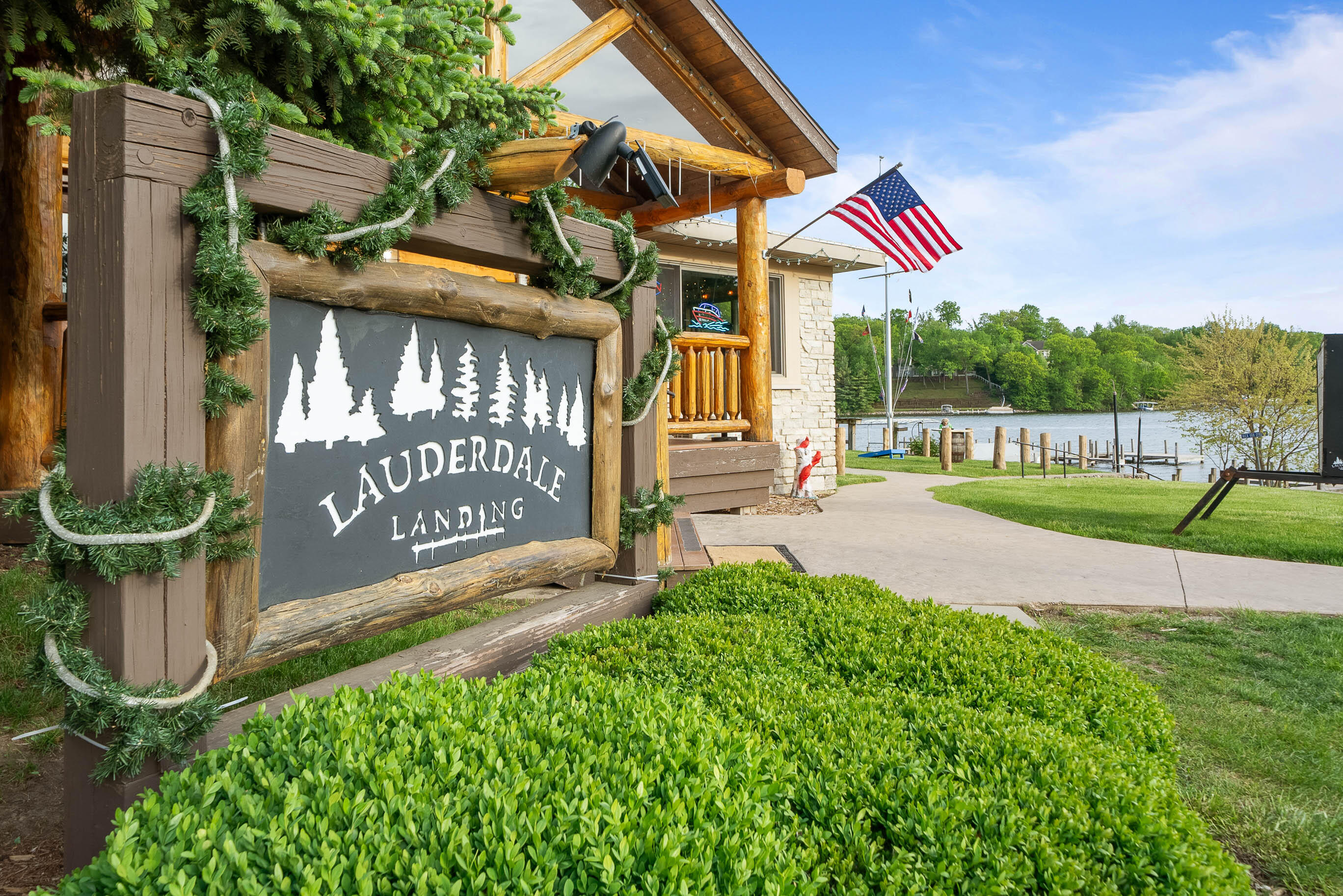 W5539 Oak Park Road La Grange, WI 53121 - Photo 27 of 46 Lauderdale Landings.. a 3 minute walk for food and cocktails- or dock your boat there for lunch and dinner