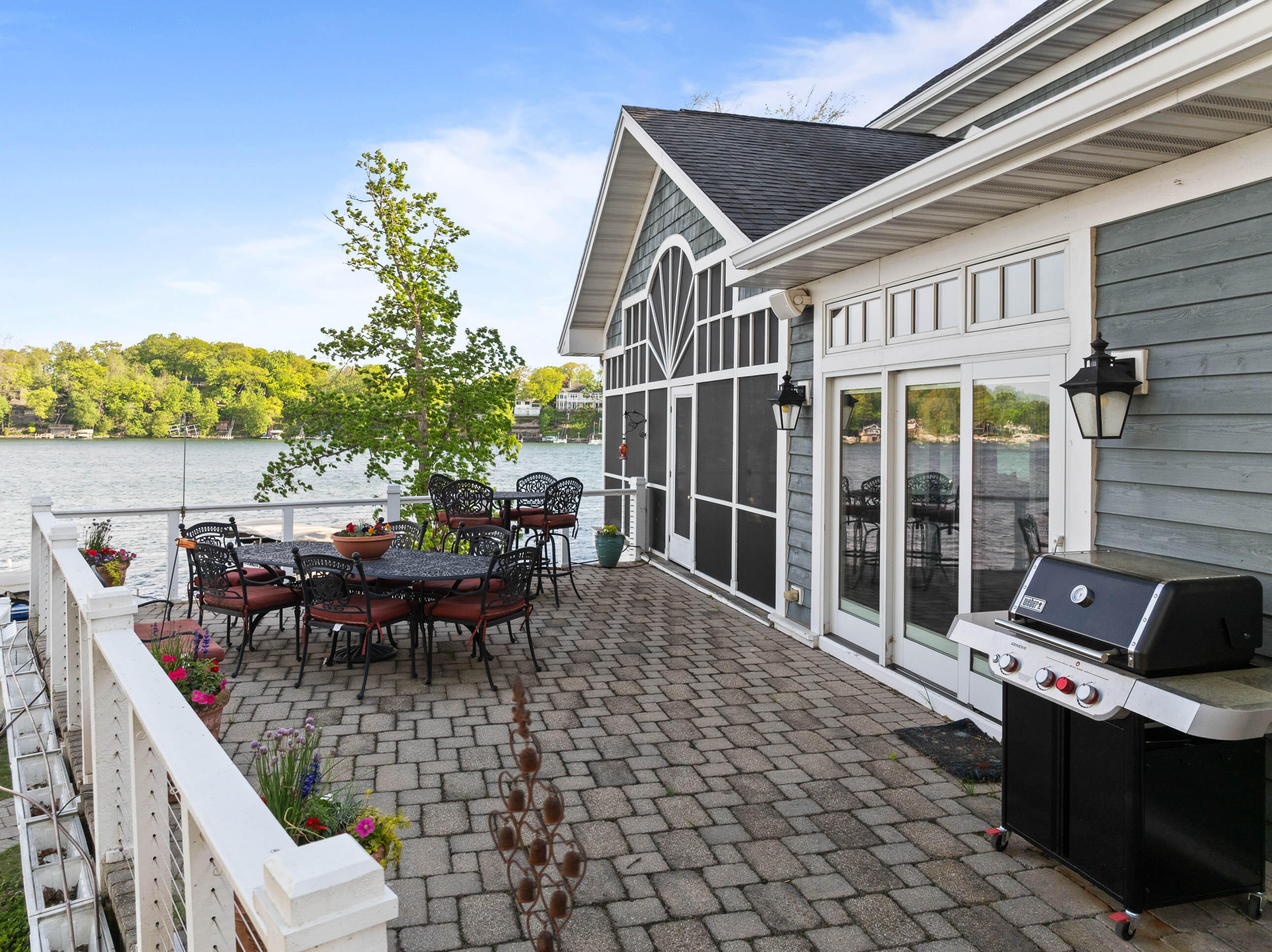 W5539 Oak Park Road La Grange, WI 53121 - Photo 38 of 49 Beautifully cared for paver patios