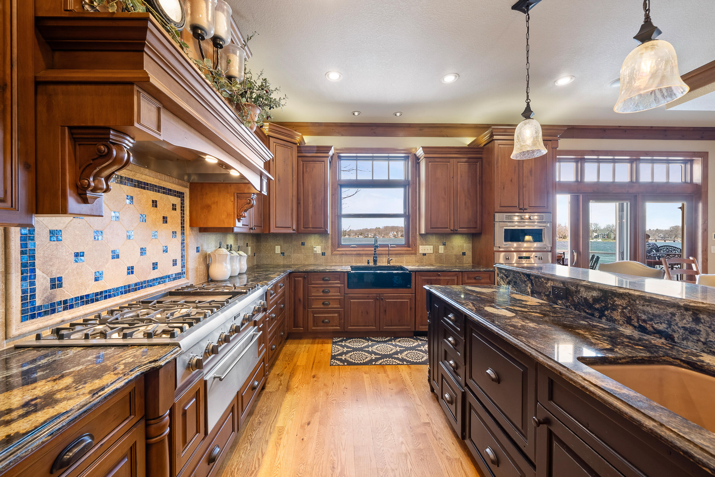 W5539 Oak Park Road La Grange, WI 53121 - Photo 6 of 46 Chef's Kitchen with Thermadore Appliances