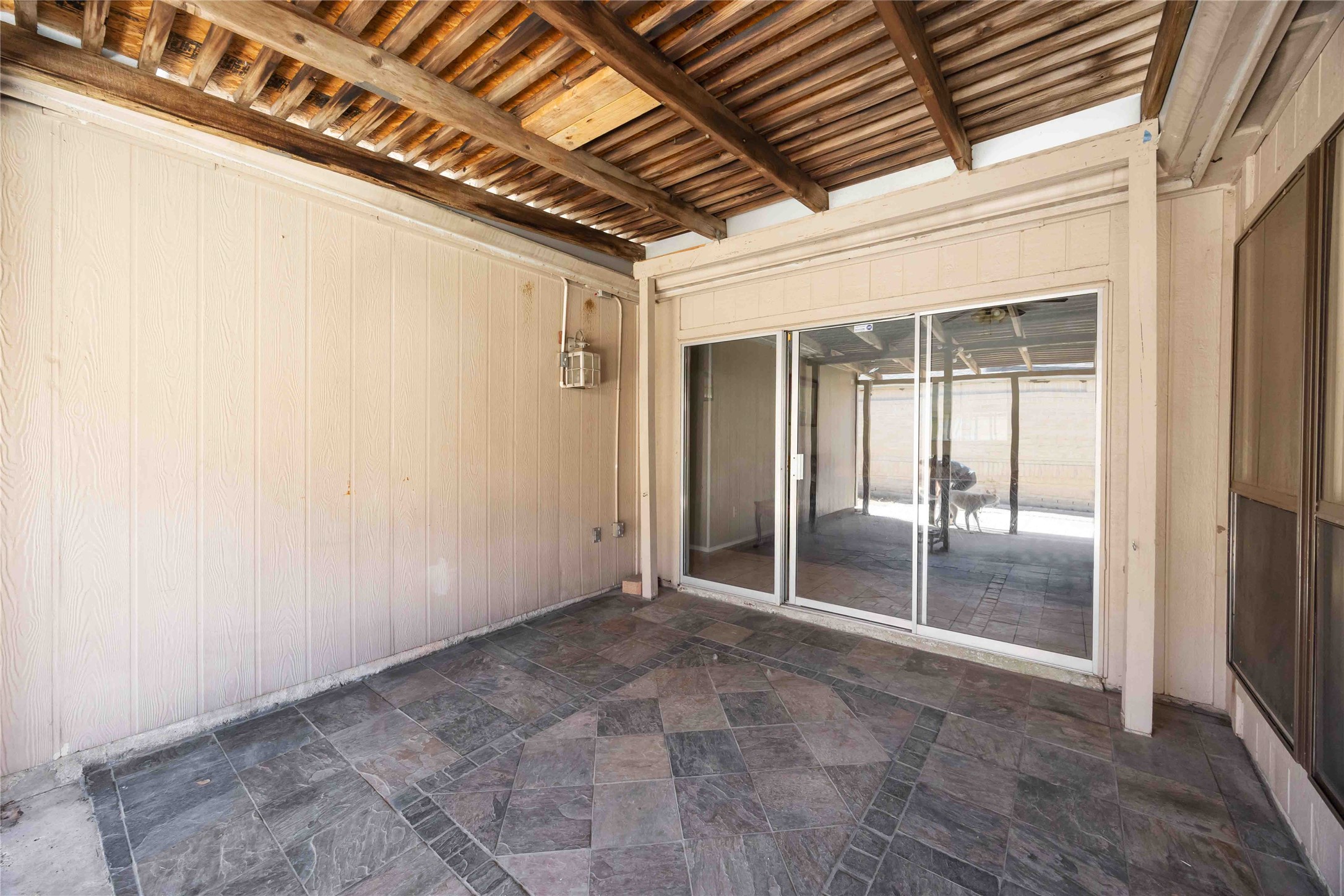 2423 Prides Crossing Road Houston, TX 77067 - Photo 26 of 27 a view of entryway