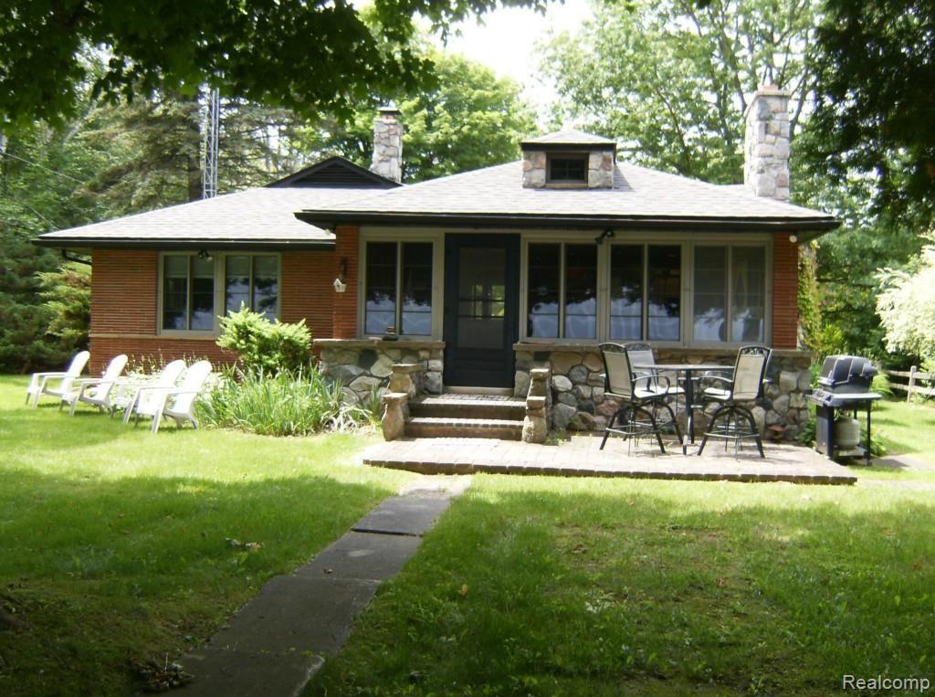 4901 Lakeshore Road Lexington, MI 48450 - Photo 3 of 18 2-HPIM4977.jpg