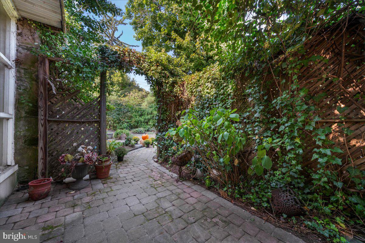 200 Forrest Avenue Narberth, PA 19072 - Photo 24 of 30