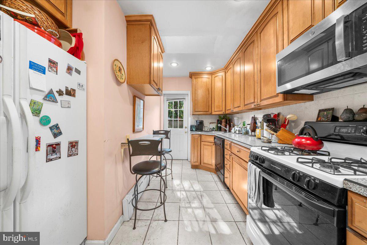 200 Forrest Avenue Narberth, PA 19072 - Photo 9 of 30