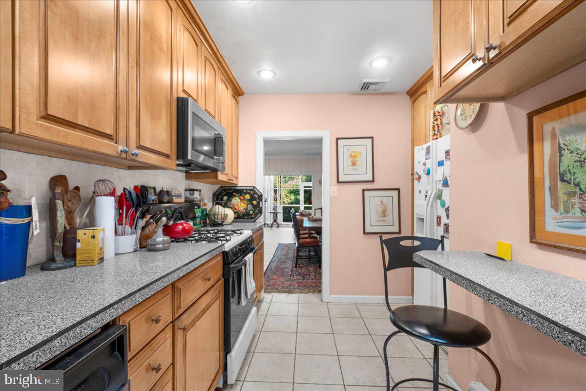 200 Forrest Avenue Narberth, PA 19072 - Photo 10 of 30