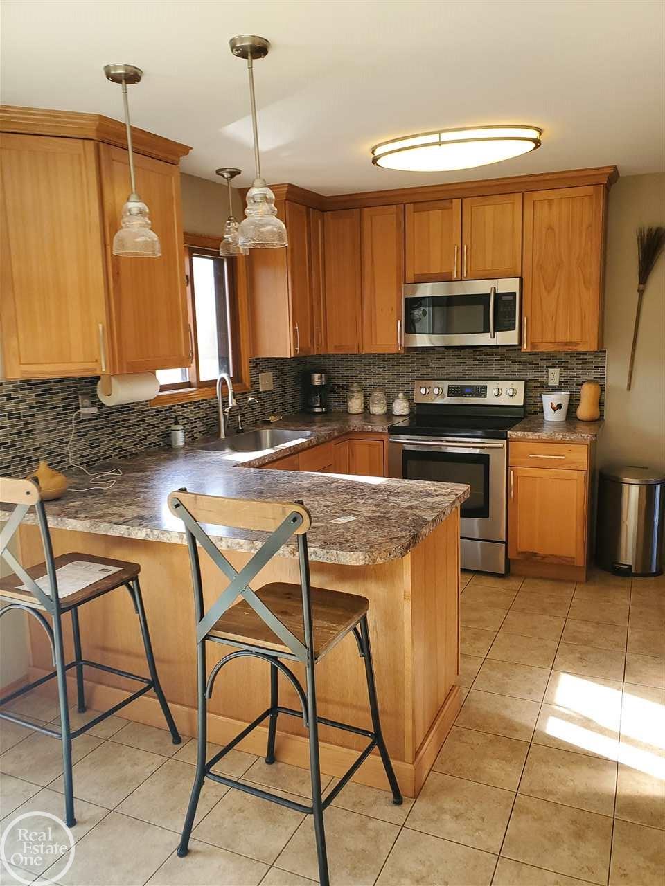 6946 Galbraith Line Road Lexington, MI 48450 - Photo 13 of 40 50025258-12.JPG