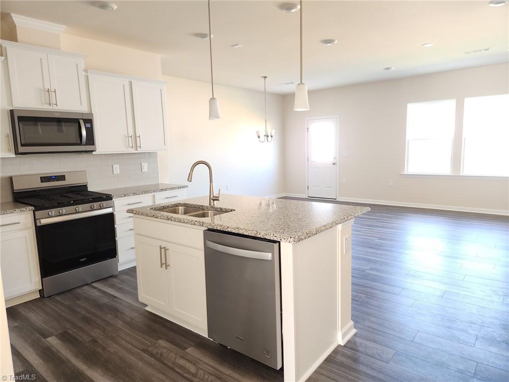 902 Fls Grv Trail High Point, NC 27265 - Photo 3 of 21