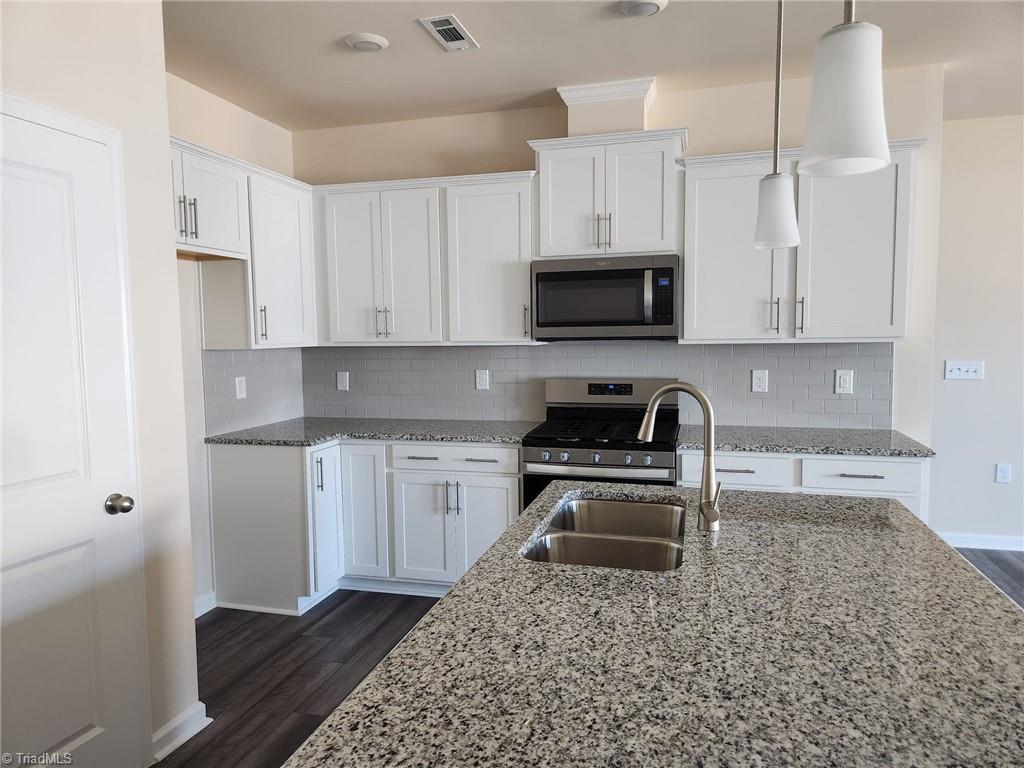 902 Fls Grv Trail High Point, NC 27265 - Photo 5 of 21