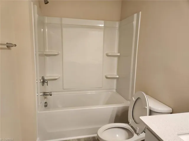 $1,850 | 902 Fls Grv Trail, High Point, NC 27265