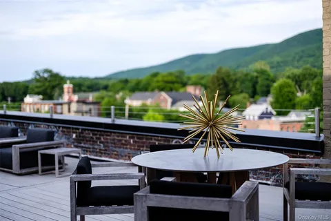 $1,749,000 | 1 East Main Street, Unit 402, Beacon, NY 12508