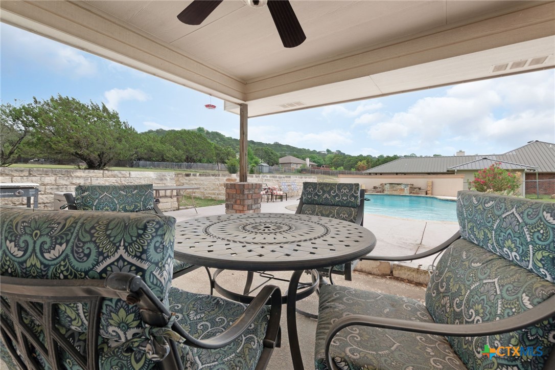 812 Taylor Creek Road Copperas Cove, TX 76522 - Photo 34 of 44 a view of an outdoor seating