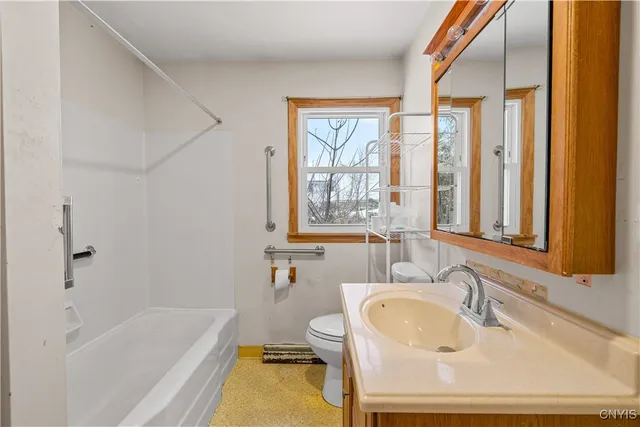 $169,000 | 108 Dwight Drive, Rome, NY 13440