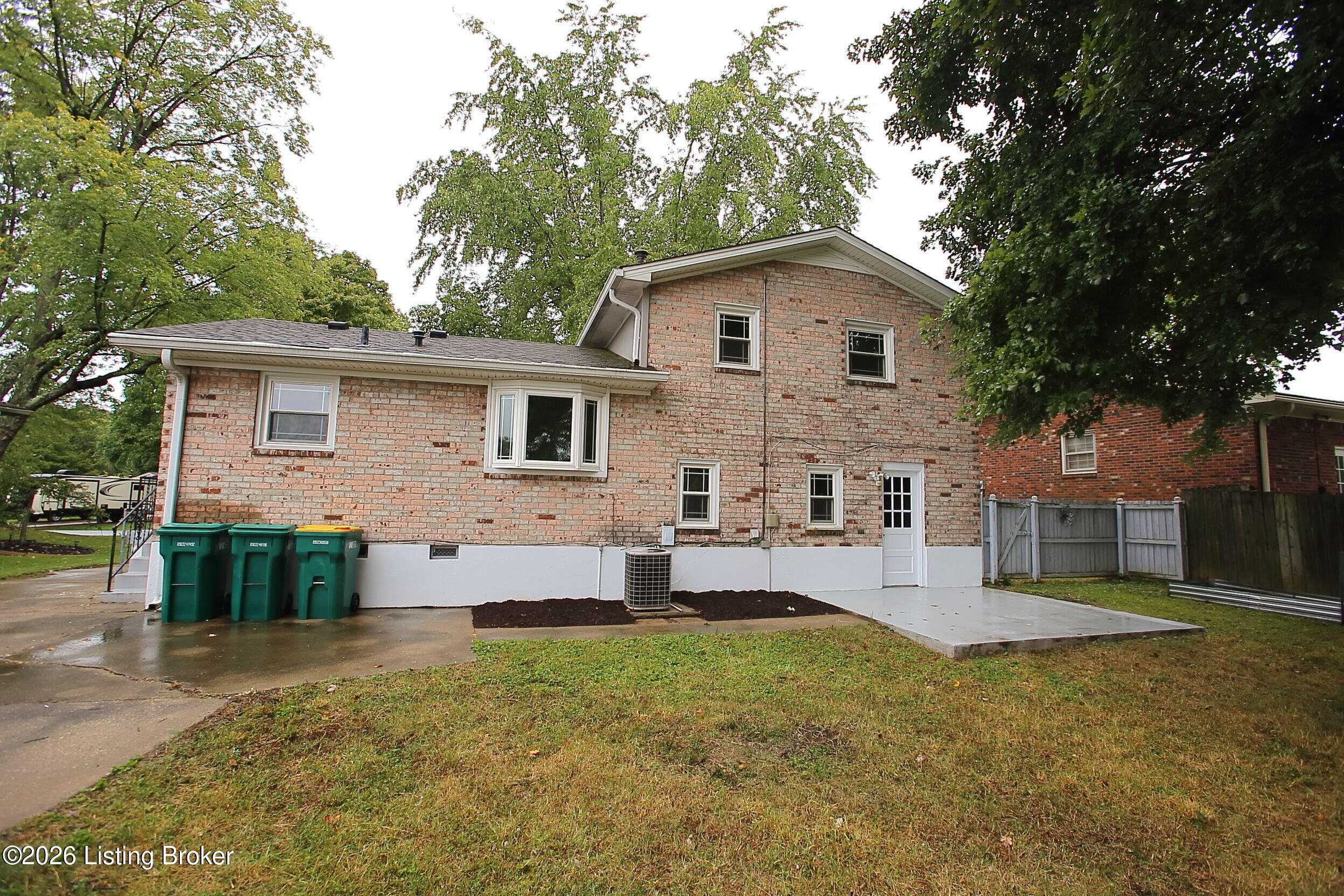 3509 Locklee Road Louisville, KY 40214 - Photo 44 of 53 Rear View