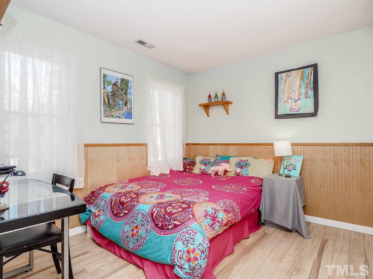 5712 Edgebury Road Raleigh, NC 27613 - Photo 22 of 25