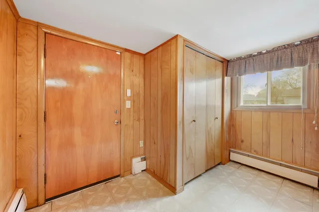 $314,999 | 1319 7th Lane, Anoka, MN 55303