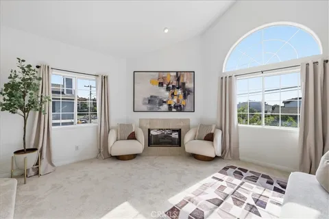 $1,295,000 | 1726 Date Avenue, Torrance, CA 90503