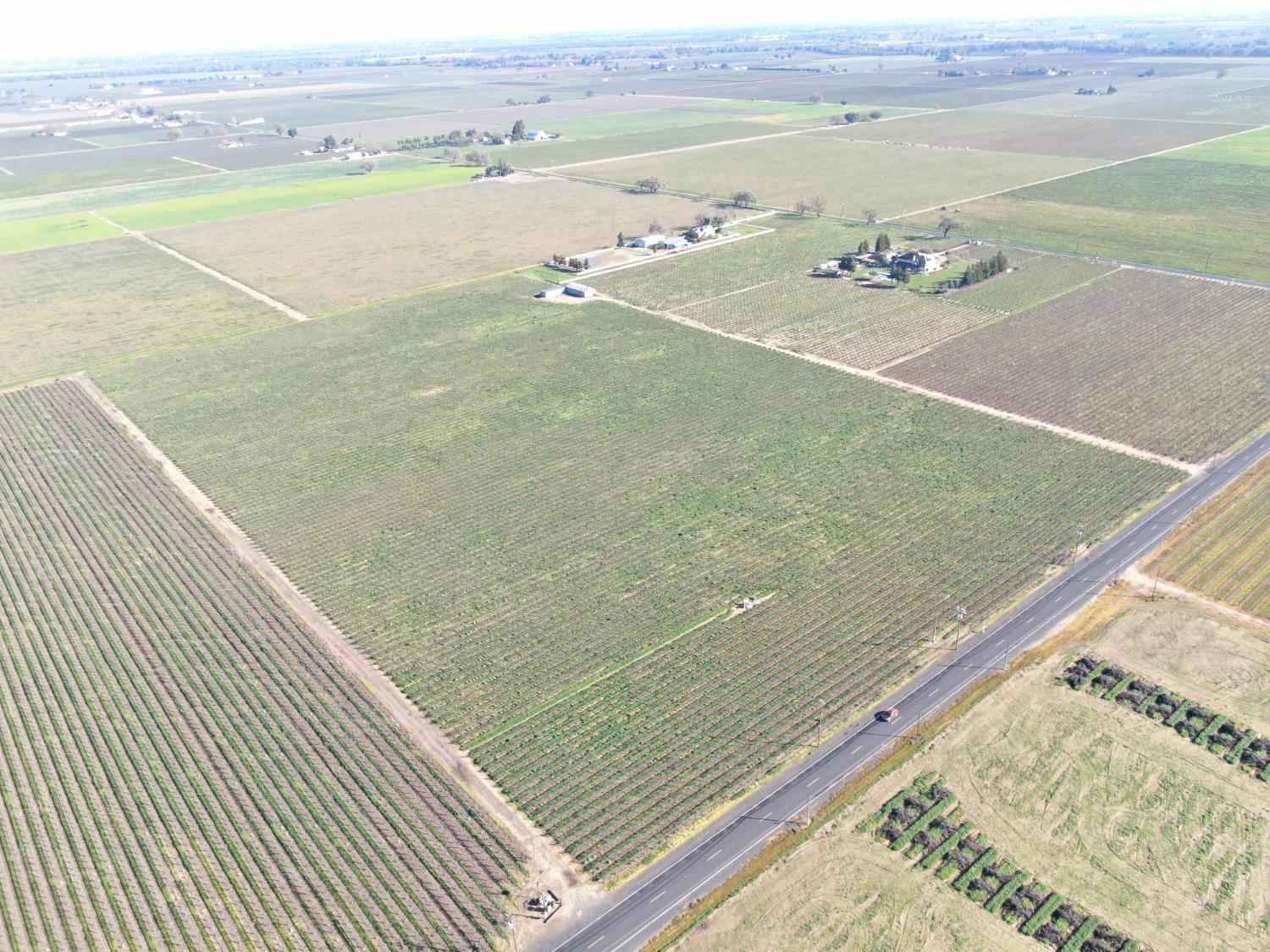3409 West Woodbridge Road Lodi, CA 95242 - Photo 9 of 11