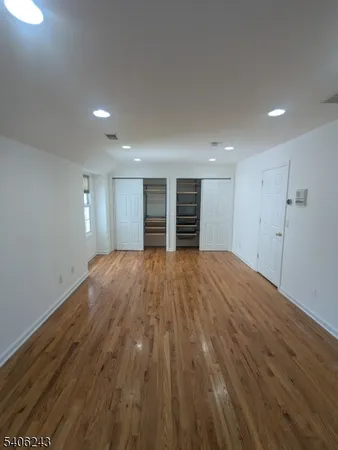 $5,495 | 200 Burnett Avenue, Unit 3, Maplewood, NJ 07040