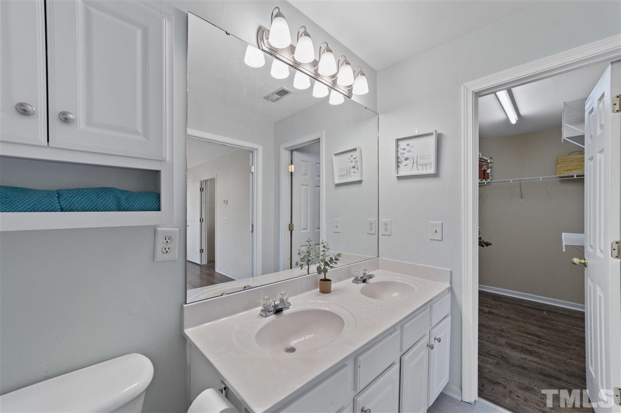 7247 Galon Glen Road Raleigh, NC 27613 - Photo 8 of 21