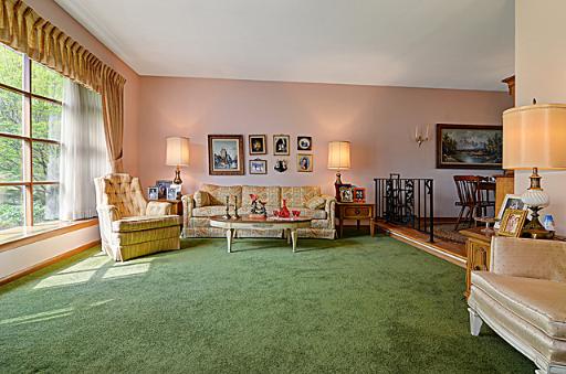 523 Highland Road Hinsdale, IL 60521 - Photo 2 of 16