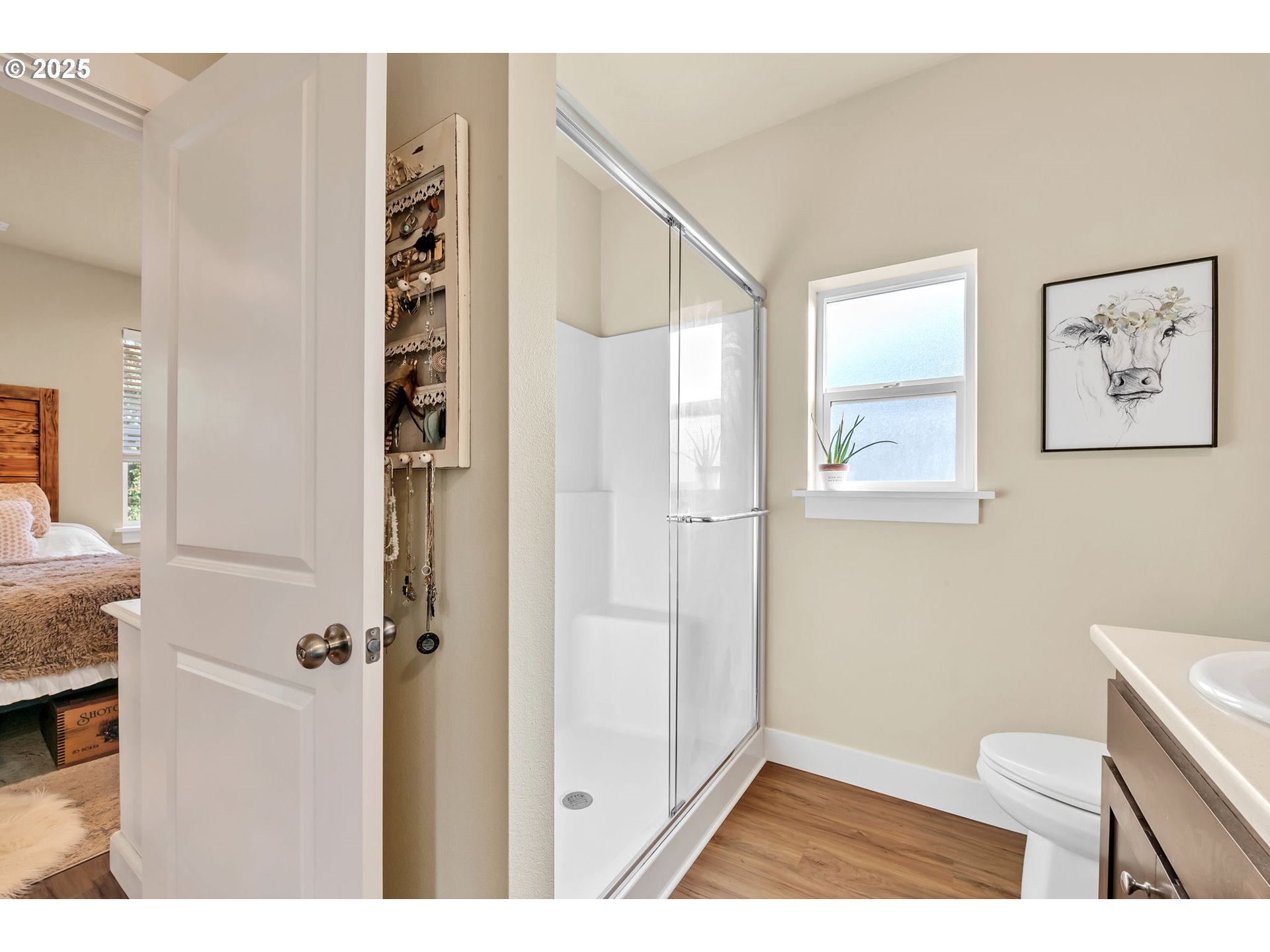 24701 Nottingham Street Veneta, OR 97487 - Photo 13 of 28 a bathroom with a toilet and a shower
