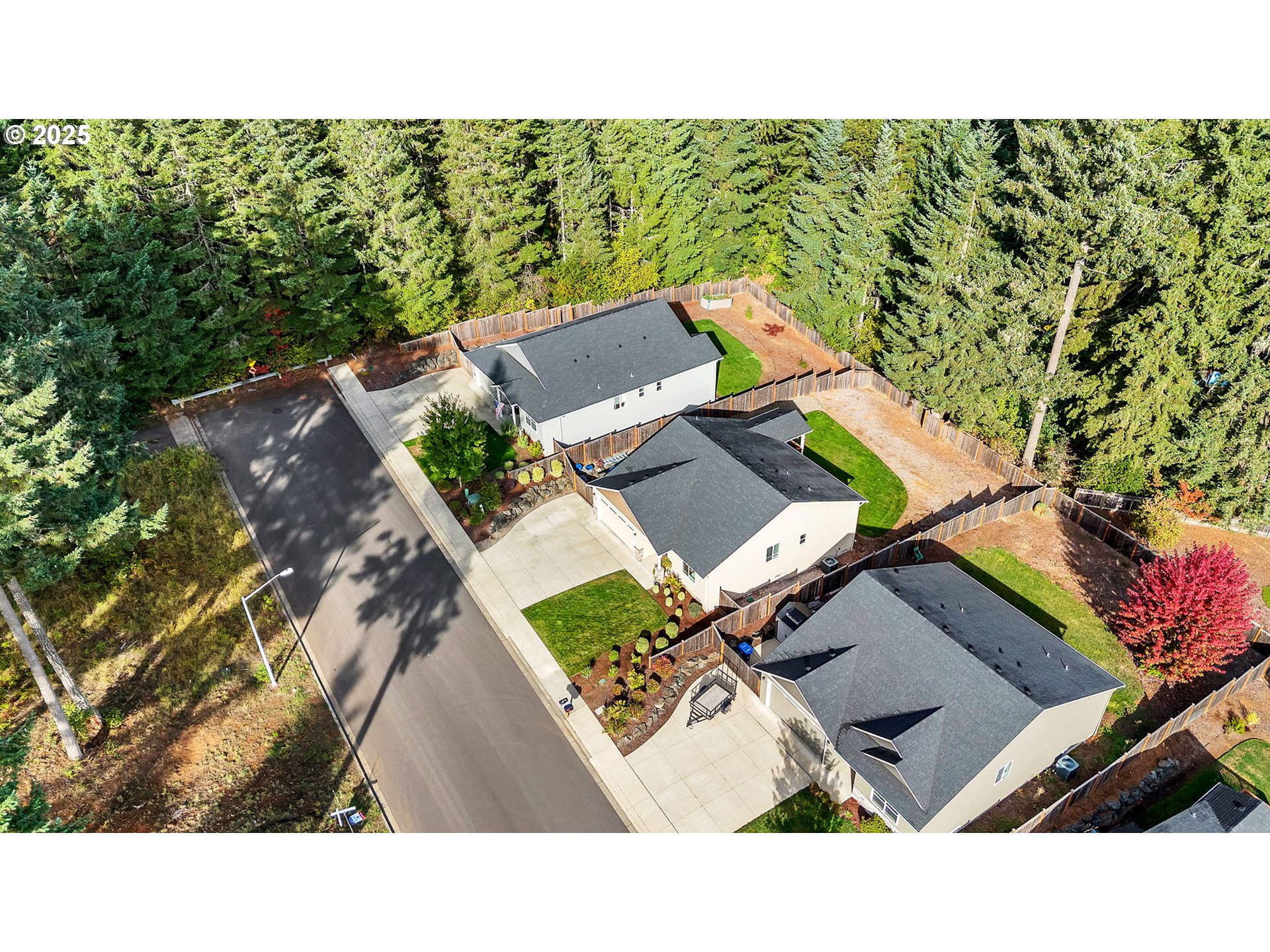 24701 Nottingham Street Veneta, OR 97487 - Photo 26 of 28 a view of a city from a balcony