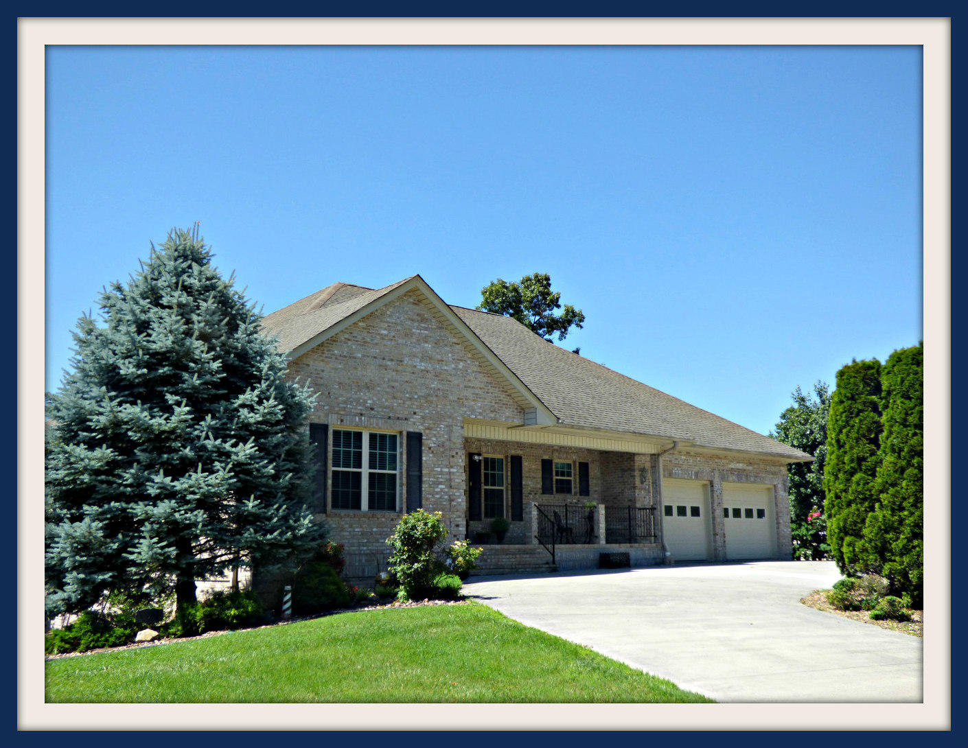 1159 Country Club Road Dandridge, TN 37725 - Photo 2 of 34 P1120619F