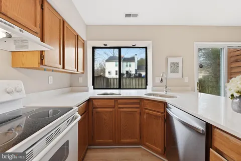 $474,900 | 6534 Smokehouse Court, Columbia, MD 21045