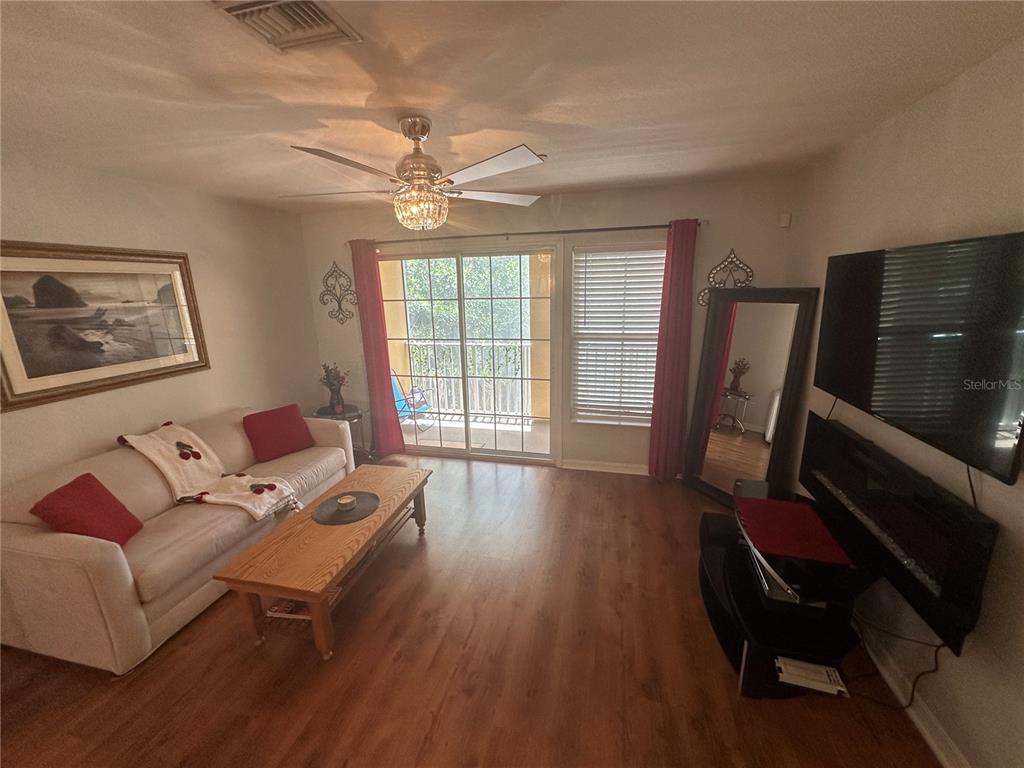 8809 White Sage Loop Lakewood Ranch, FL 34202 - Photo 4 of 32