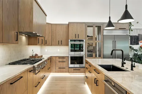 $1,299,900 | 4137 167th Avenue, Lowell, IN 46356