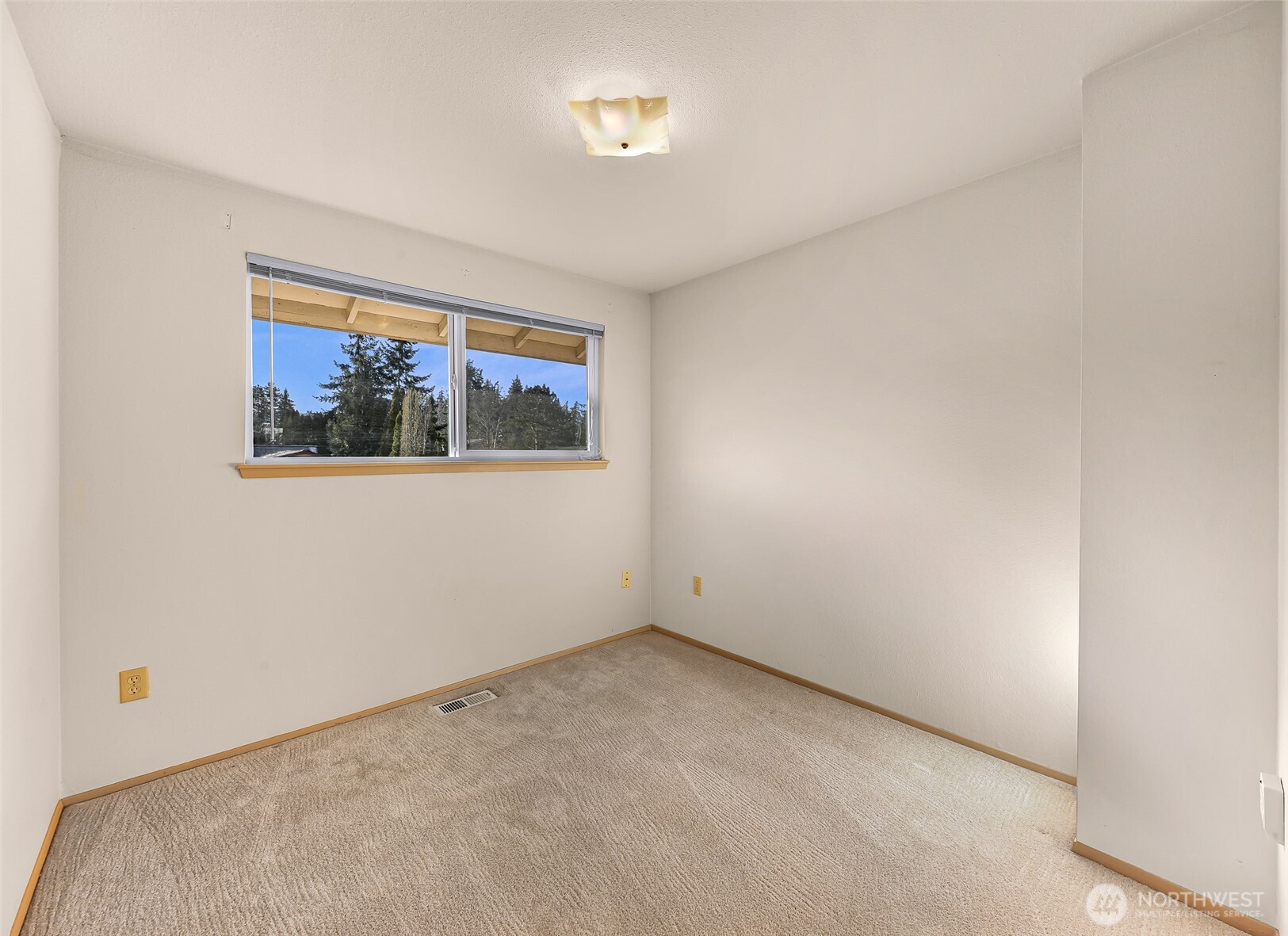 3701 Ridgemont Way Bellingham, WA 98229 - Photo 20 of 40 Gallery Image 20