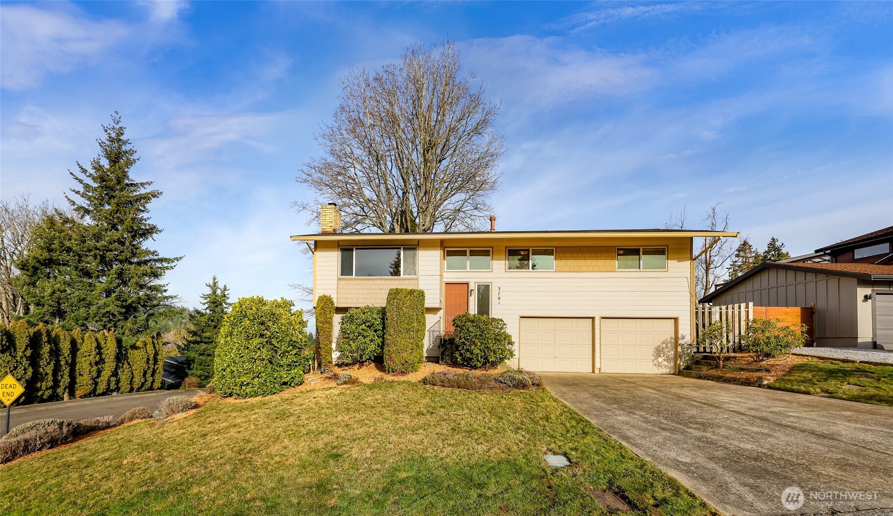 3701 Ridgemont Way Bellingham, WA 98229 - Photo 2 of 40 Gallery Image 2