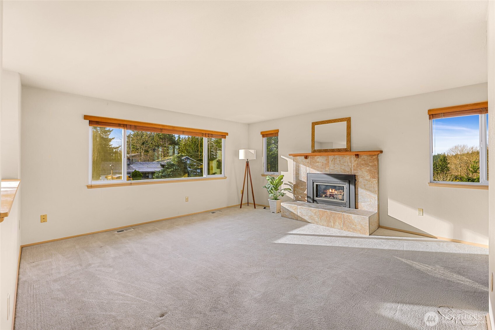 3701 Ridgemont Way Bellingham, WA 98229 - Photo 5 of 40 Gallery Image 5